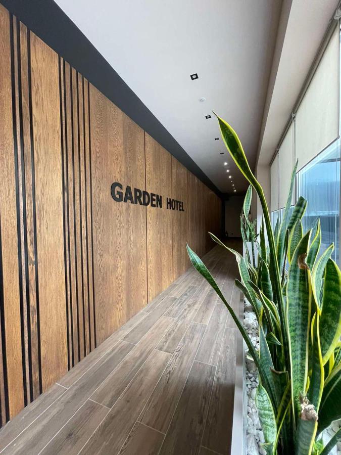 Garden Plaza Hotel Neresnytsya Exterior foto
