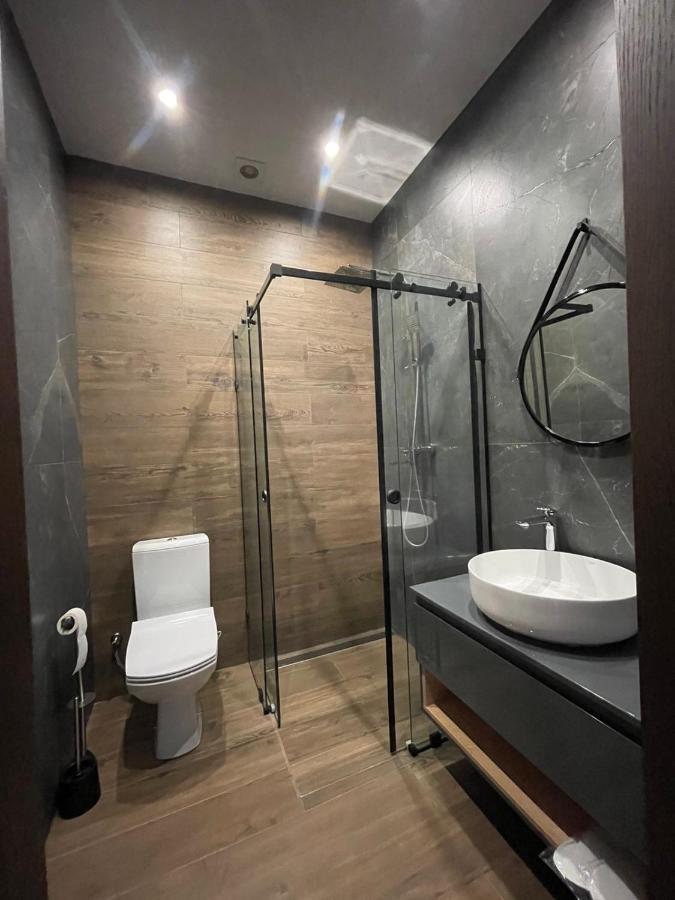 Garden Plaza Hotel Neresnytsya Exterior foto